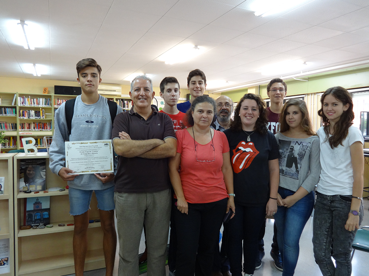 Premios en certámenes nacionales para trabajos de alumnos de 1º bachillerato de investigación del IES Juan Carlos I