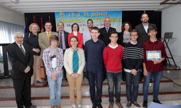 Emilio Domínguez, primer premio en la Olimpíada Matemática del IES «El Bohío»