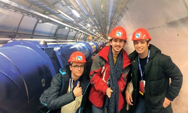 Tres alumnos del IES Juan Carlos I visitan el CERN de Ginebra