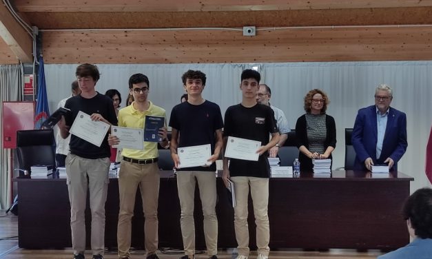 Proyectos presentados en el IX Congreso IDIES premiados por la Academia de Ciencias de la Región de Murcia