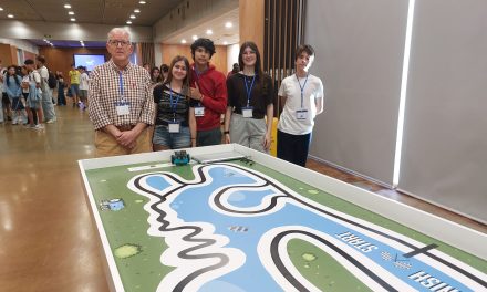 Alumnos del IES Juan Carlos I asisten al «I Certamen Prisma Challenger»